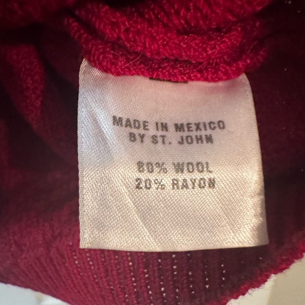 St. John Sport Red Textured Women's Sweater Wool/Rayon Blend Size Small - Picture 4 of 8